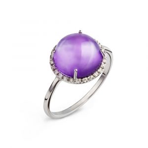 Ein Amethyst Cabochon und Diamanten Ring