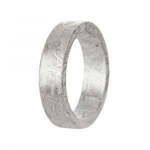 Meteorite ring