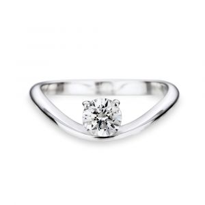 Diamond engagement ring Ocean