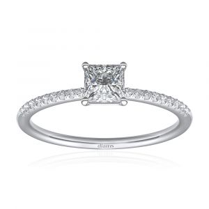 Diamond Princesse engagement ring